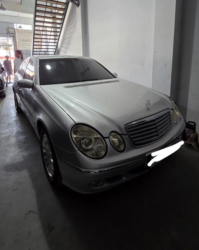 Mercedes-Benz W211 E260 Elegance